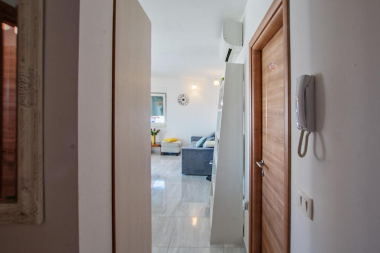 Judita Trogir Exterior photo