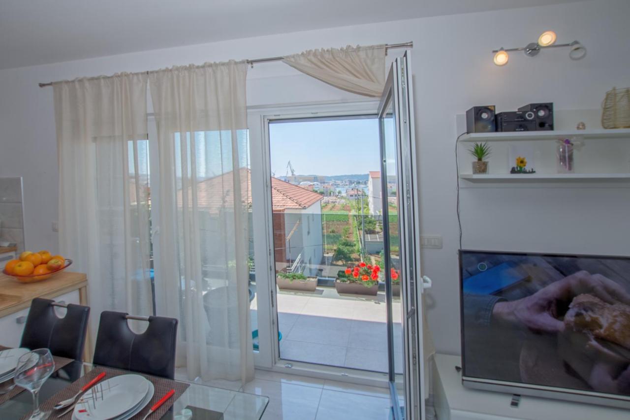 Judita Trogir Exterior photo